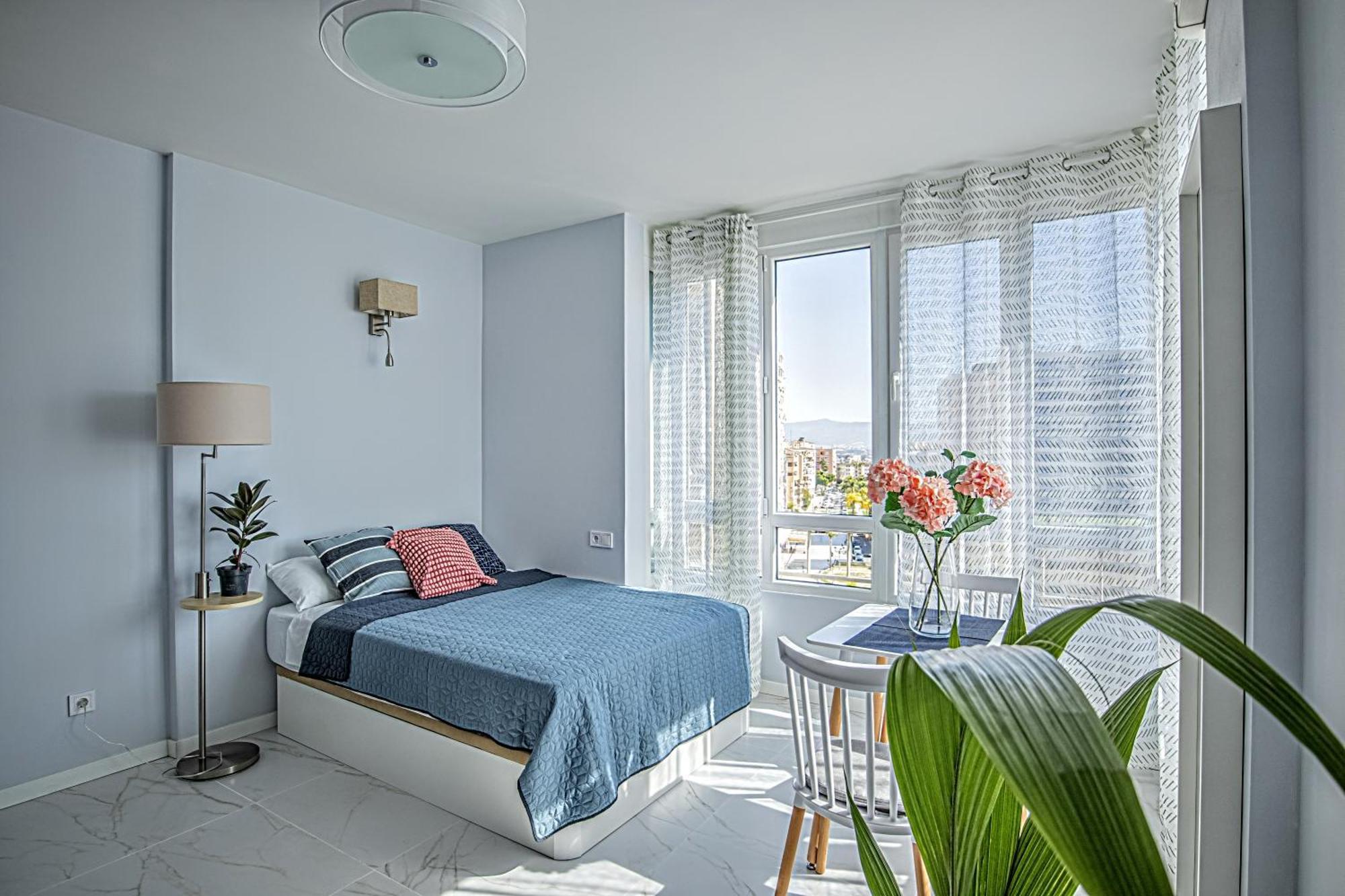Elegant Studio With Pool And Seaview ตอร์เรโมลิโนส ภายนอก รูปภาพ