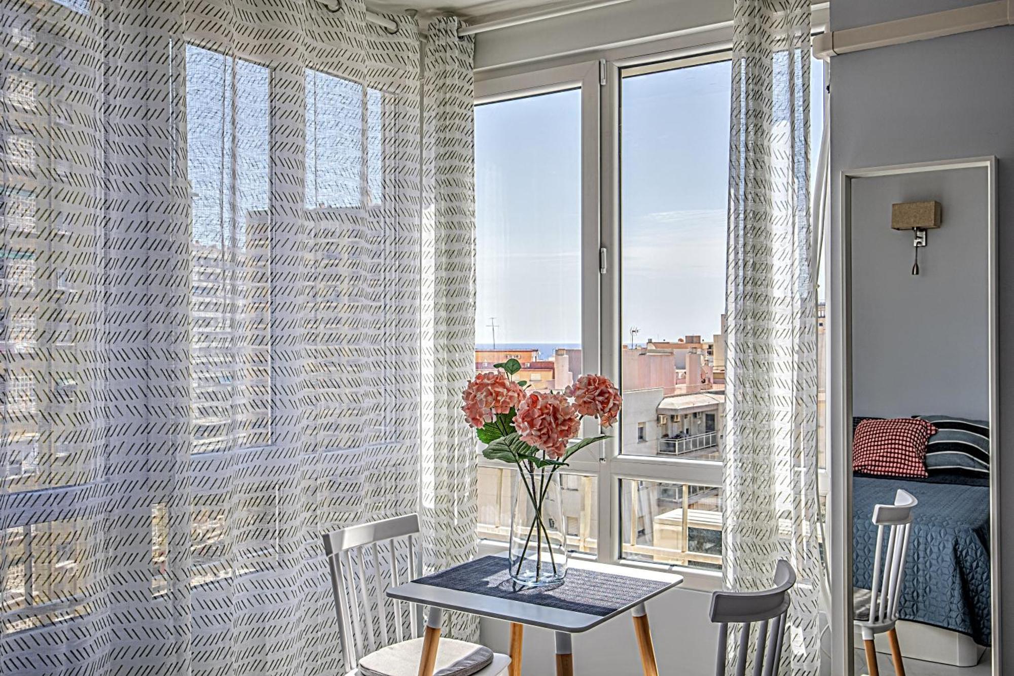 Elegant Studio With Pool And Seaview ตอร์เรโมลิโนส ภายนอก รูปภาพ