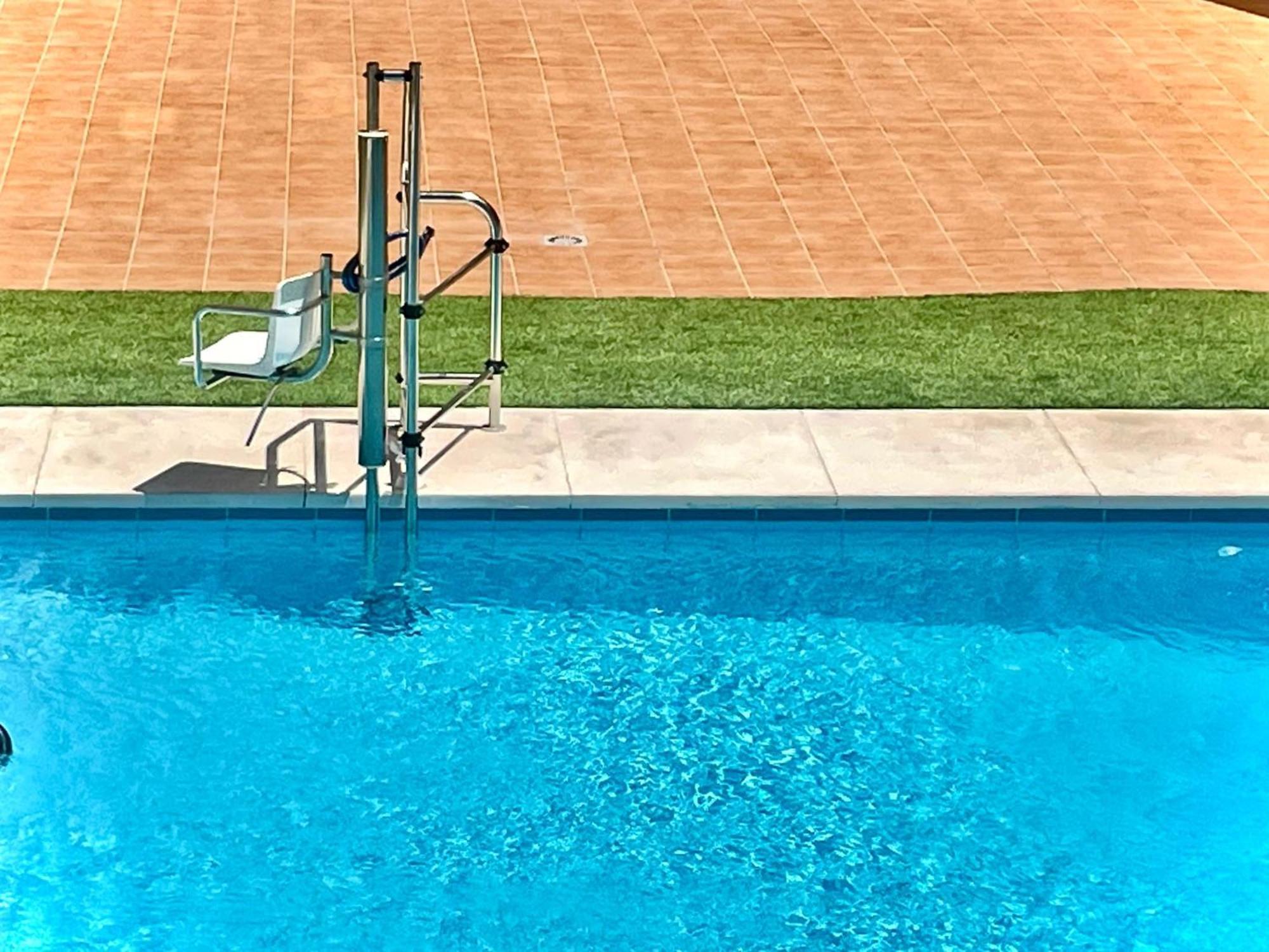 Elegant Studio With Pool And Seaview ตอร์เรโมลิโนส ภายนอก รูปภาพ